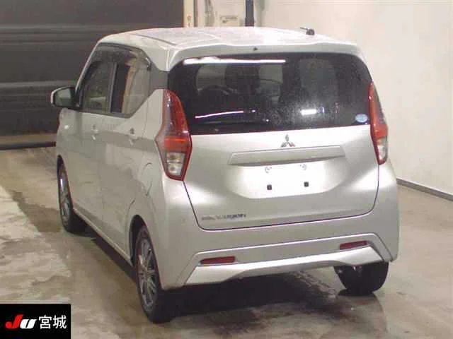 Mitsubishi eK Wagon B33W 2021